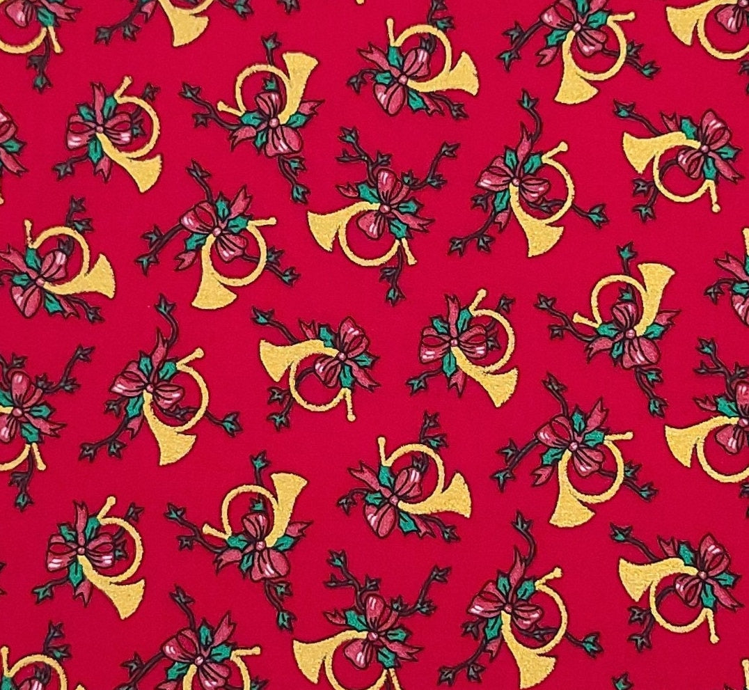 Dark Red Fabric / Pink and White Ribbon, Green Holly Leaves, Gold Meta –  Tx2 Quilt Shop