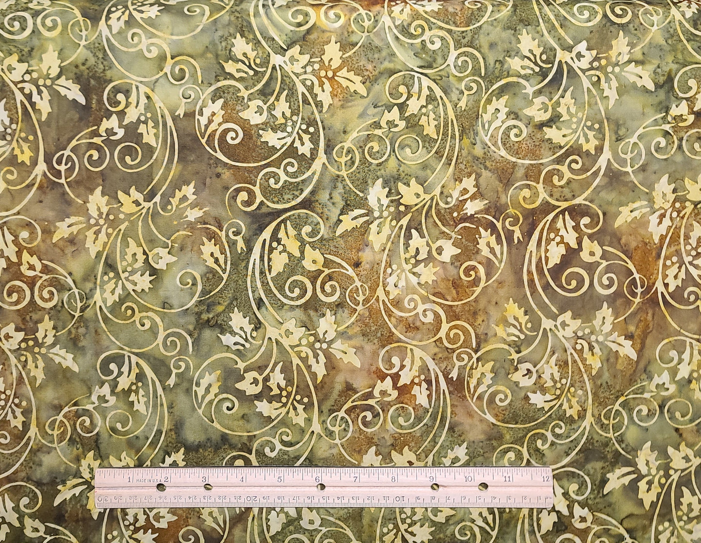 BATIK - Rust, Army Green Tonal Fabric / Tan Holly Vine Tjap