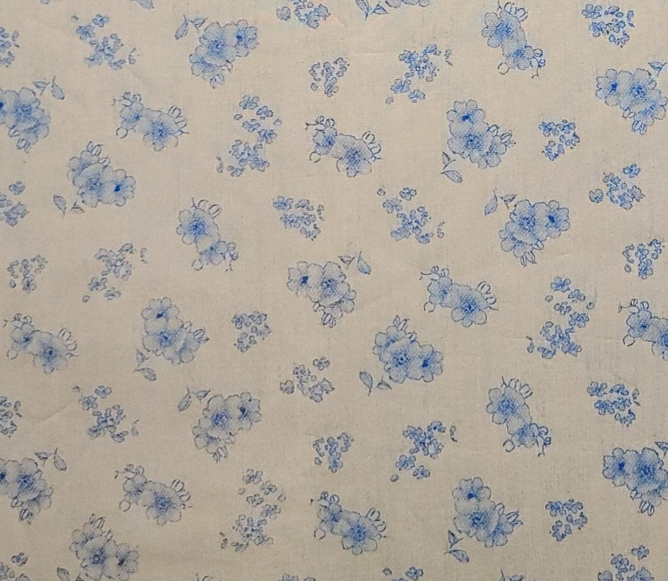 Tan Fabric / Blue Scattered Flower Print - Selvage to Selvage Print