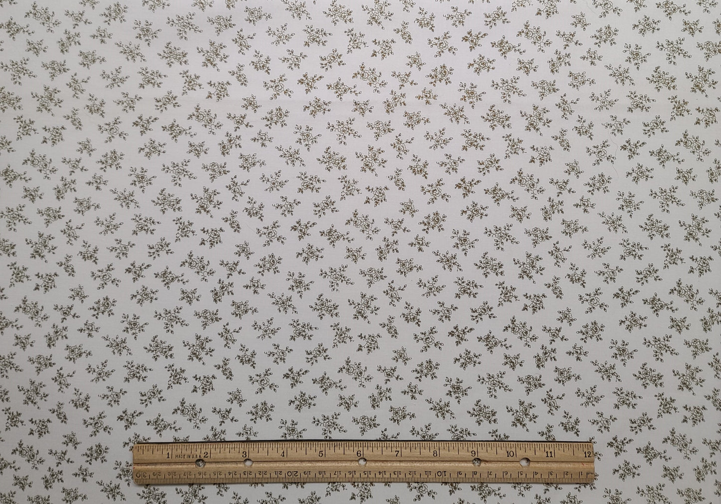 Joan Kessler for Concord Fabrics Inc - White Fabric / Antique Gold Flower Print / Antique Gold Metallic Accents