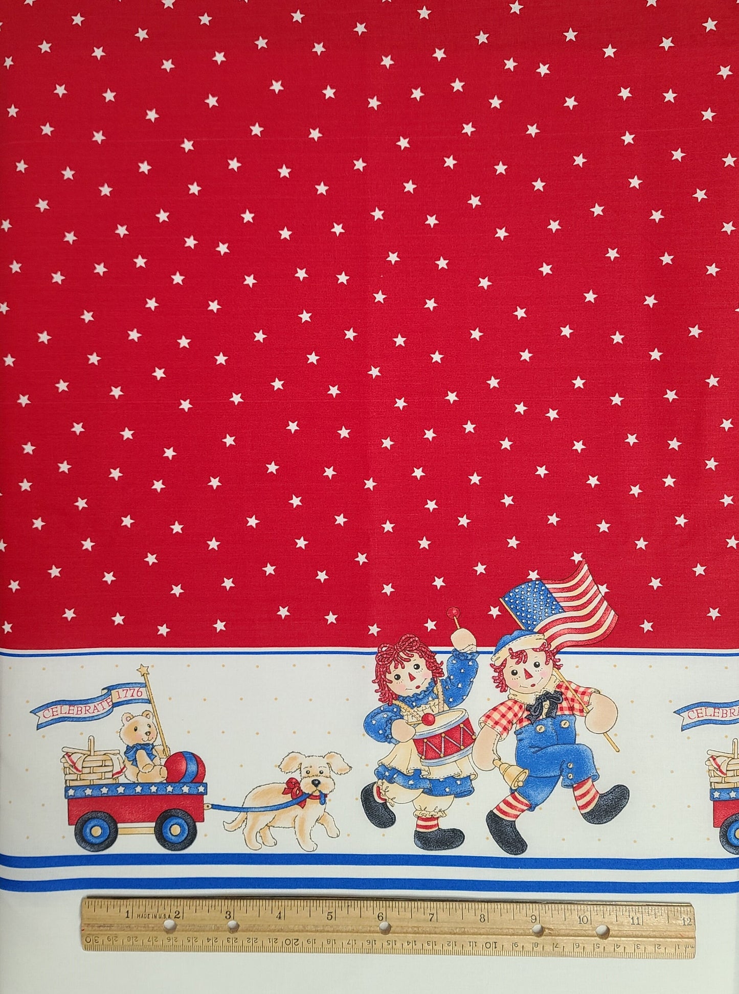 Daisy Kingdom 4658 Raggedy Ann Patriotic Border for Springs/Simon Schuster/United Media - Red and White Star Fabric / Raggedy Ann Border