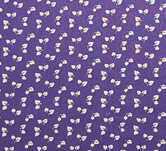 Peter Pan Fabrics Inc - Dark Purple Fabric / Cream Leaf Print