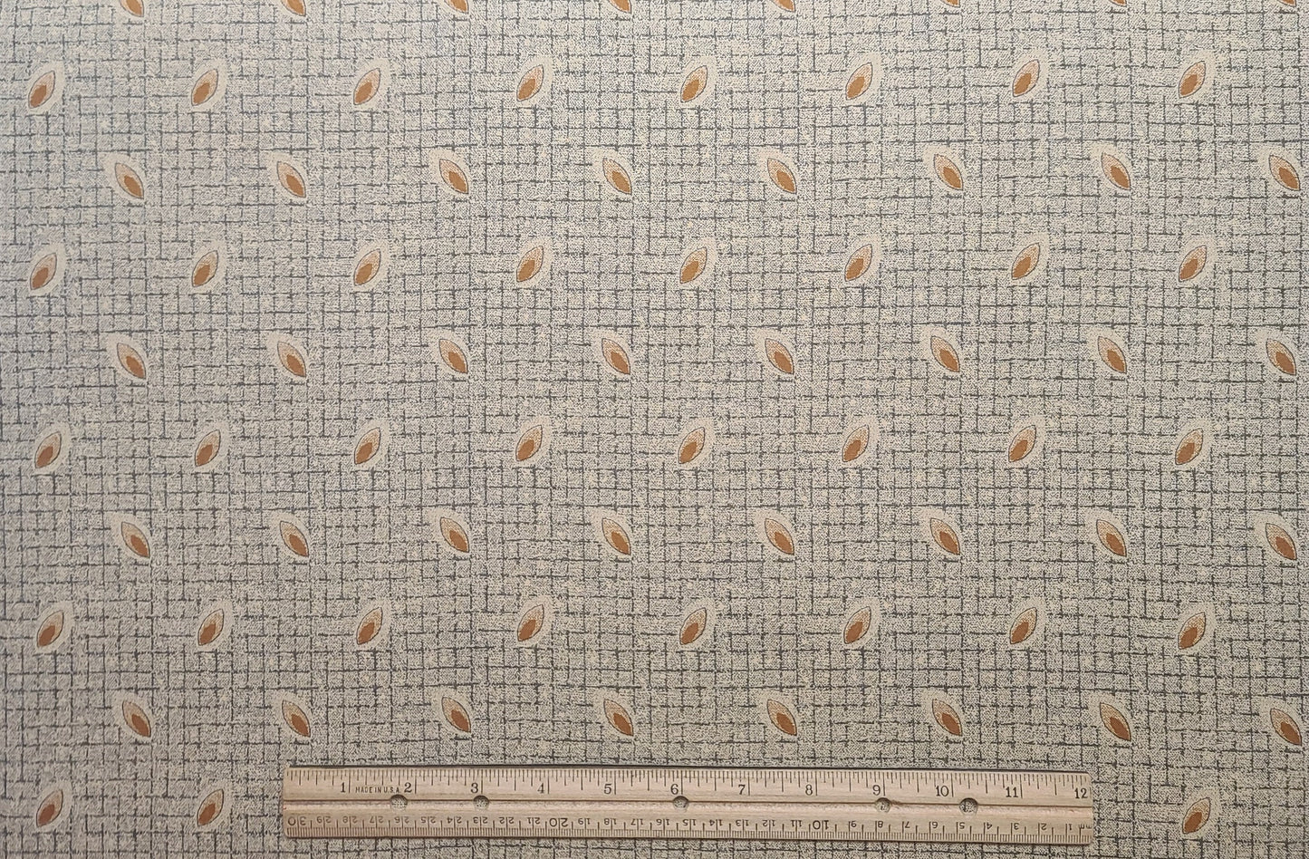 Moda by Linda Brannock and Jan Patek 1996 - Cream Fabric / Blue/Gray, Tan Print "Screened" Leaves