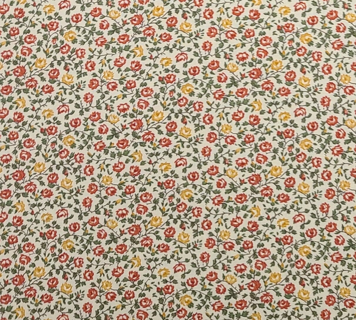 EOB - Classic Cottons 2000 - Ivory Fabric / Coral, Gold Flower Print