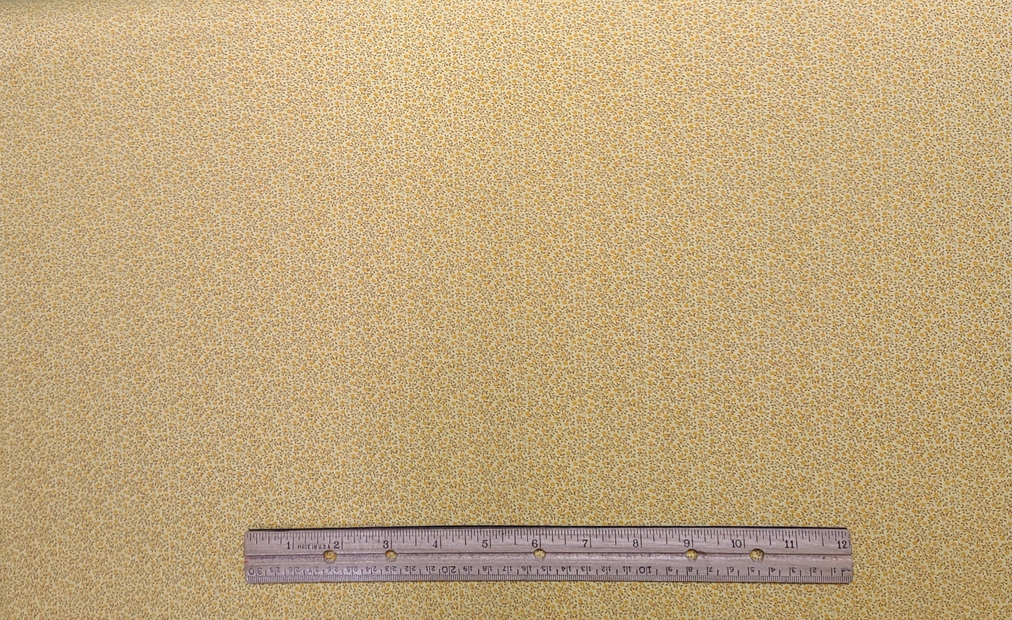 Concord Fabrics Inc - Yellow Fabric / Gold, Tan Flower Print