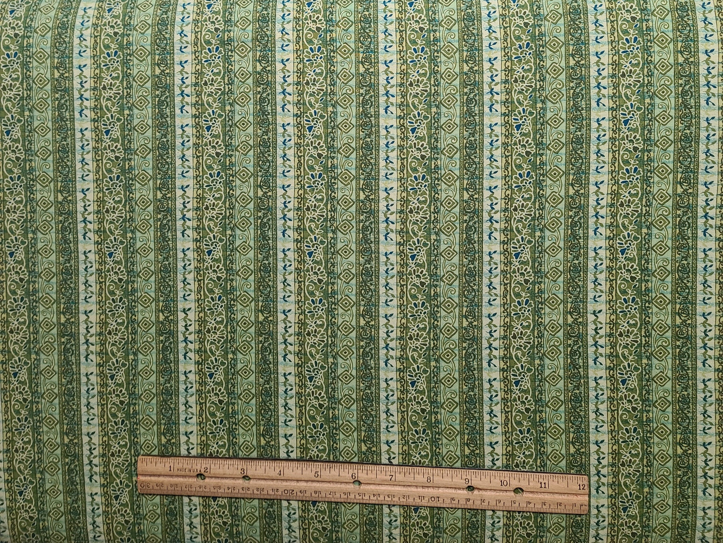 Classic Cottons 2000 - Green Tonal Border Stripe Print Fabric