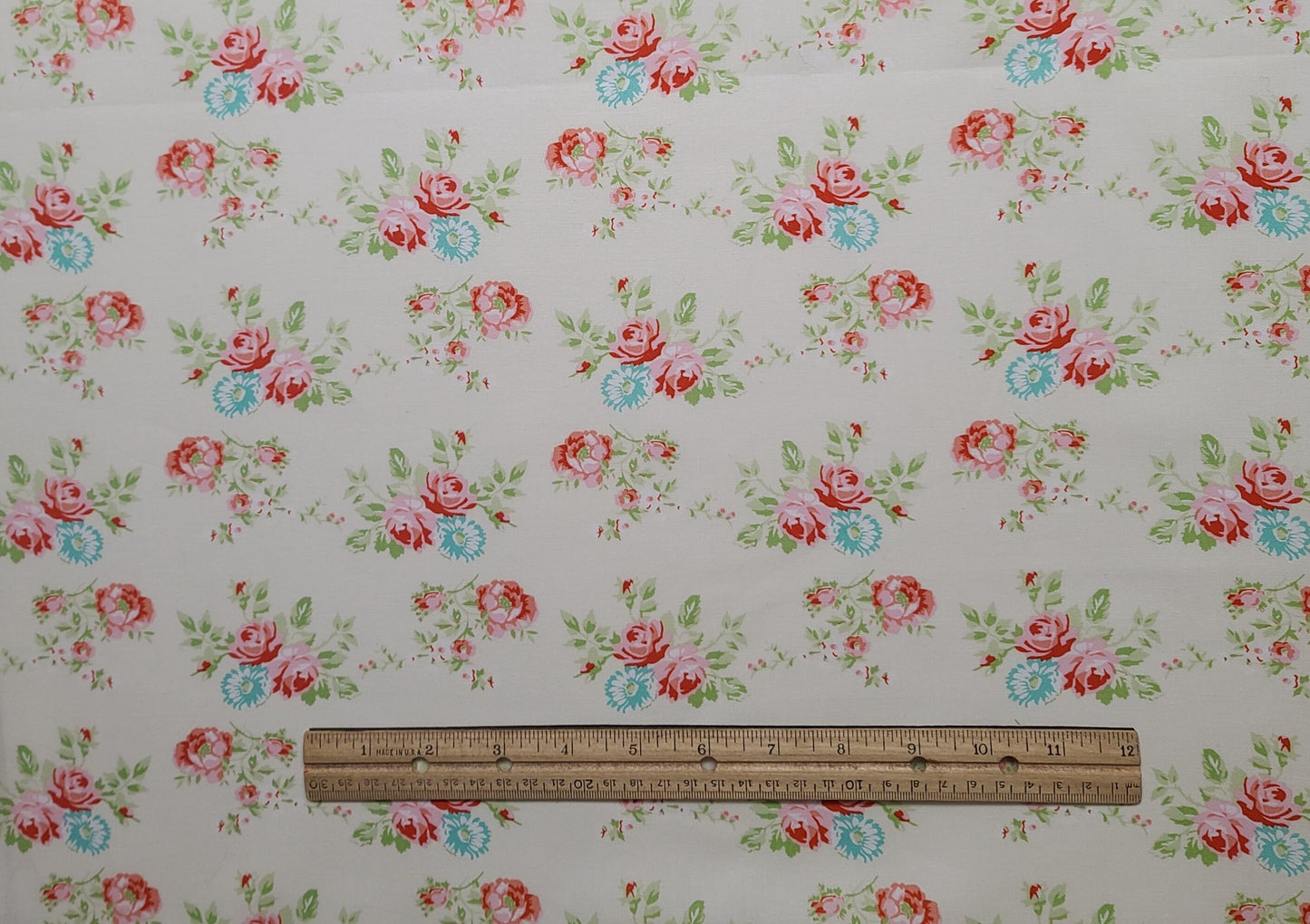 Fabric Traditions 2018 - Soft White Fabric / Red, Pink, Teal Flower Print