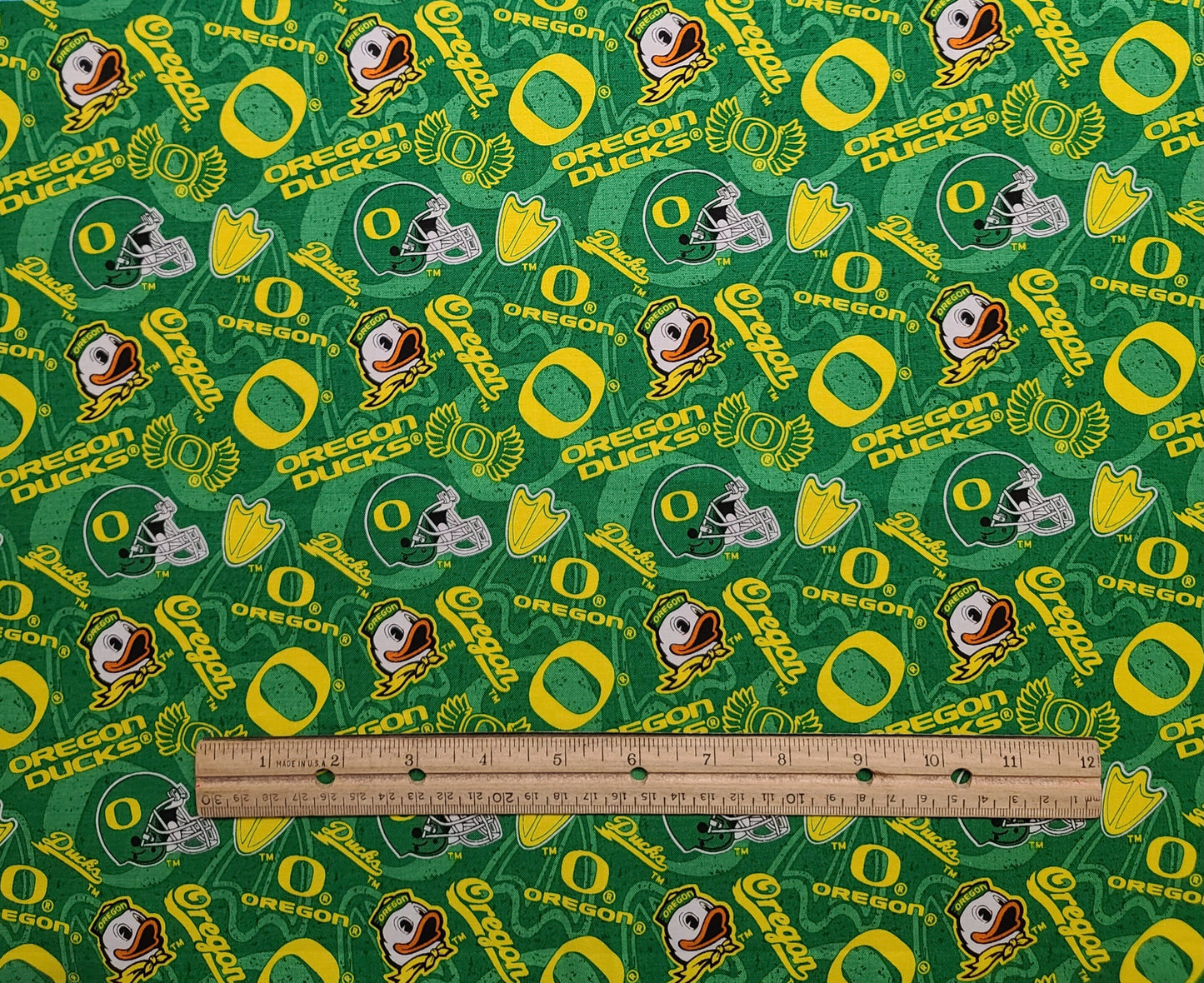 EOB - Sykel Ent Fabrique Innovations Pattern Licensed to Univ of Oregon-Green Tone-on-Tone Fabric / Yellow Oregon Duck Logo/Football Helmet