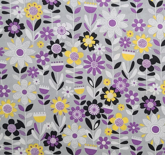 EOB - Quilter's Showcase - Gray Fabric / Black, White, Light Purple, Yellow Retro Flower Print