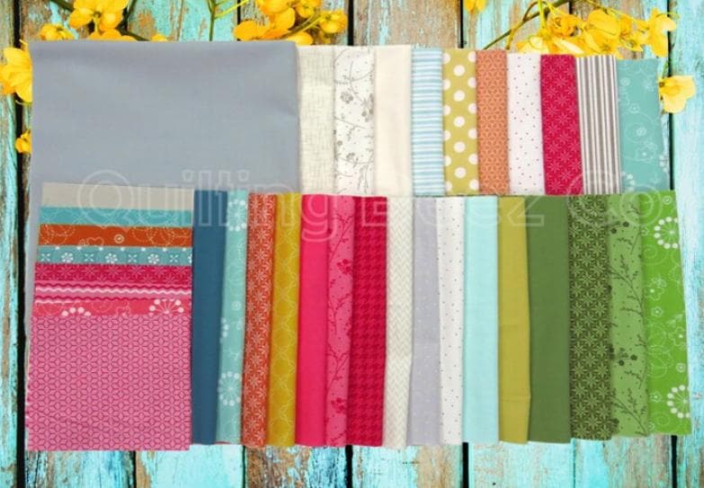 Spring Showers Quilt Fabric Kit - Kimberbell / Maywood Studio.