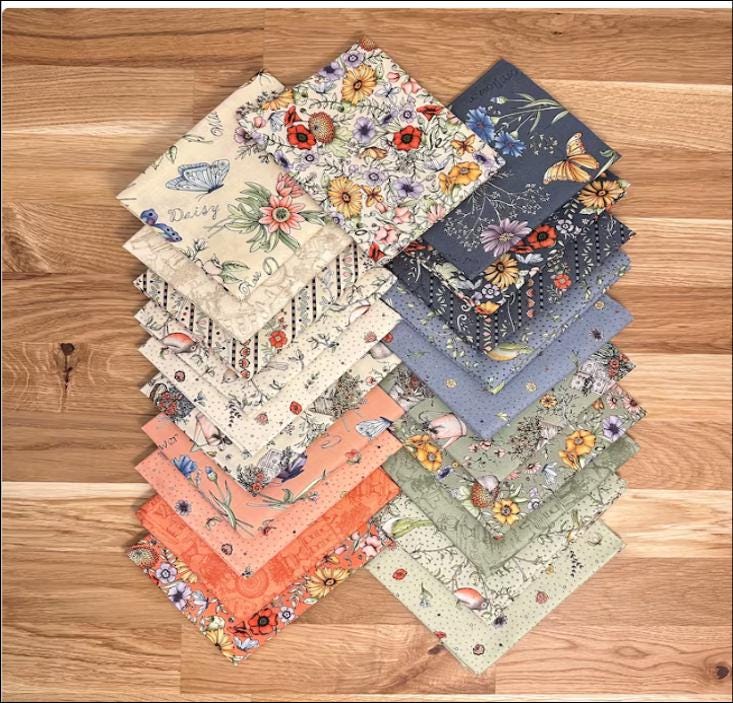 Maywood Studio Garden Stroll by Kris Lammers  Fat Quarter Bundle (21 Pieces) FQ-MASGAR