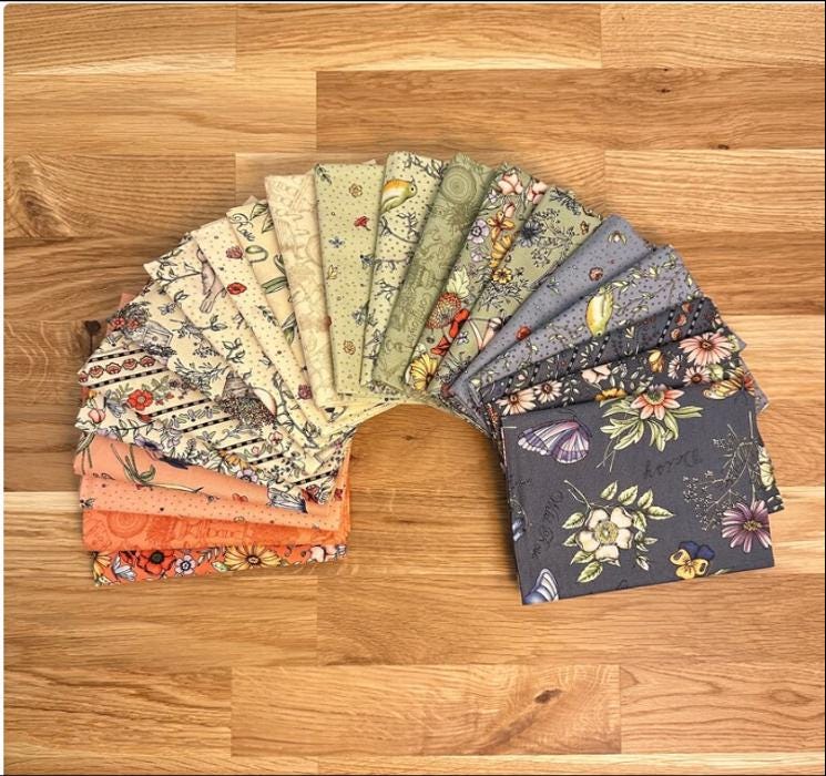 Maywood Studio Garden Stroll by Kris Lammers  Fat Quarter Bundle (21 Pieces) FQ-MASGAR