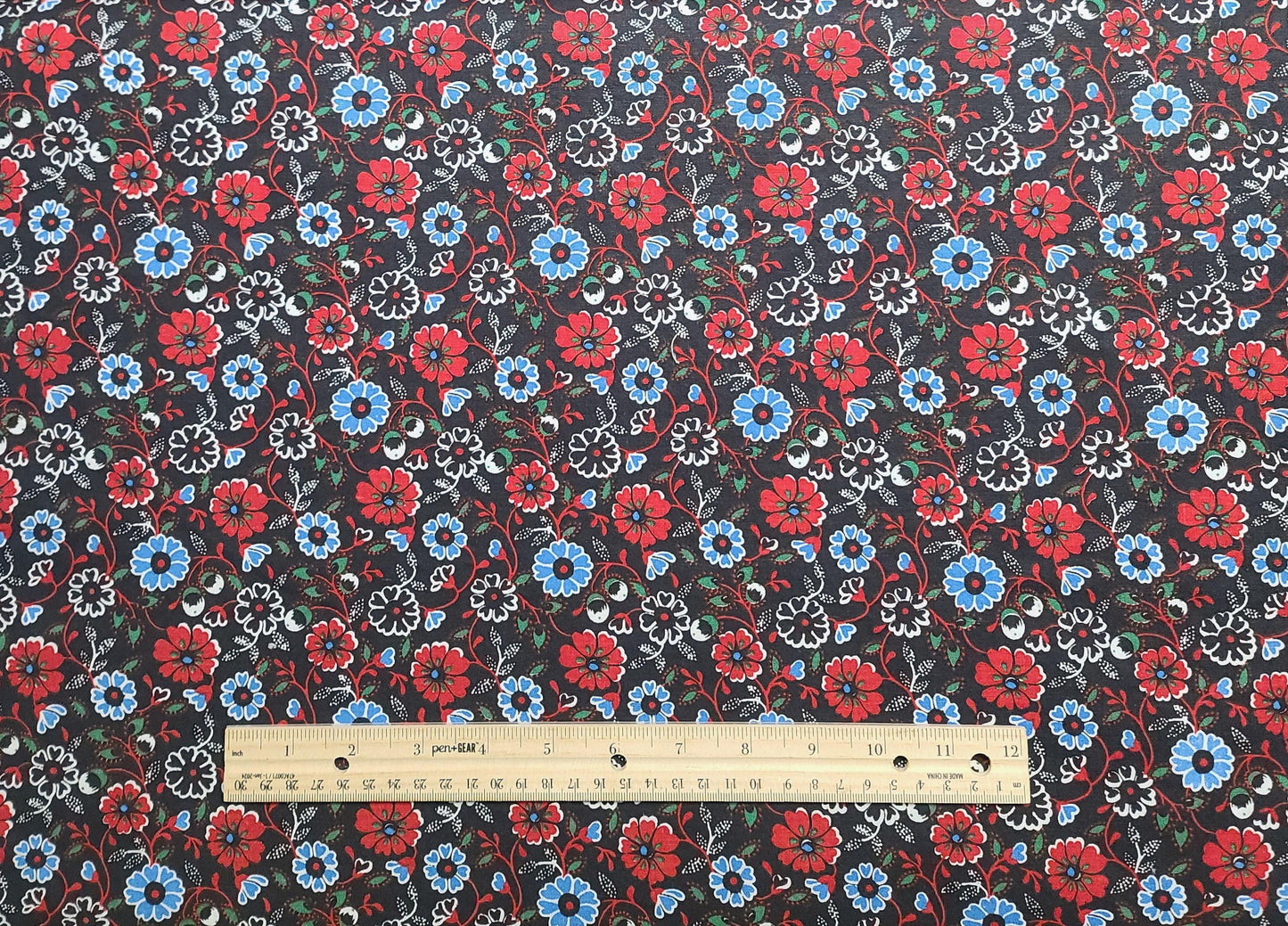 Weilwood Industries - Black Fabric / Red, Blue, White, Green Flower Print