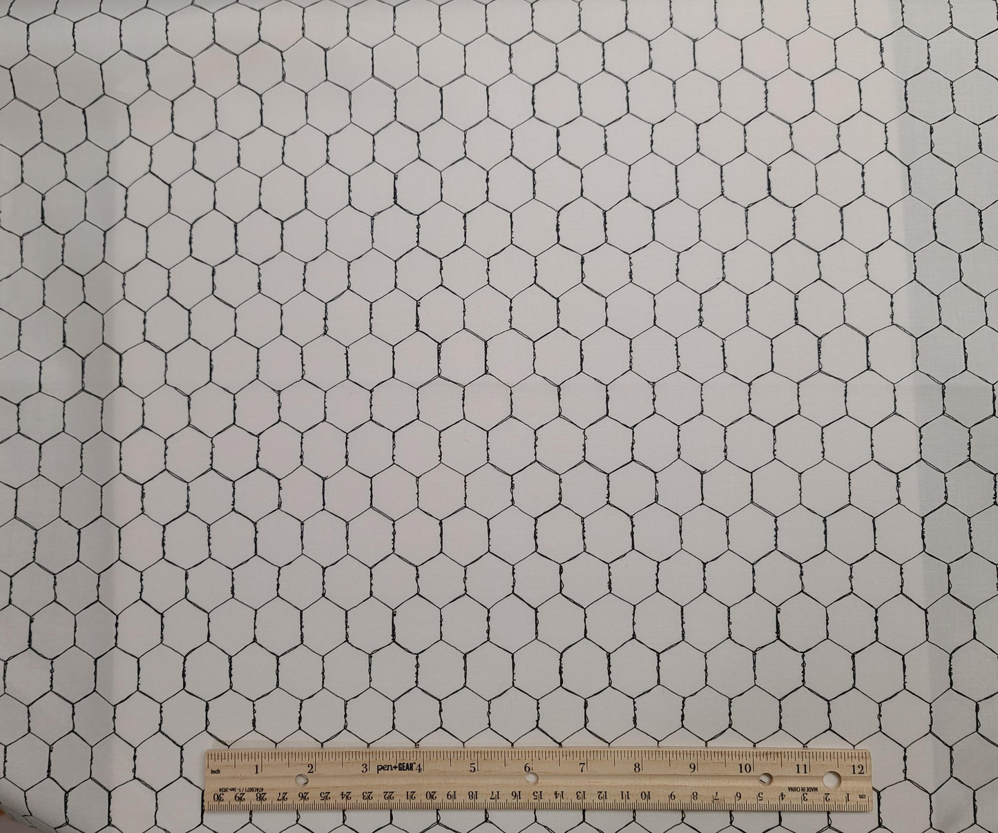 Wire Loralie Harris for Loralie Designs - White Fabric / Black "Chicken Wire" Print