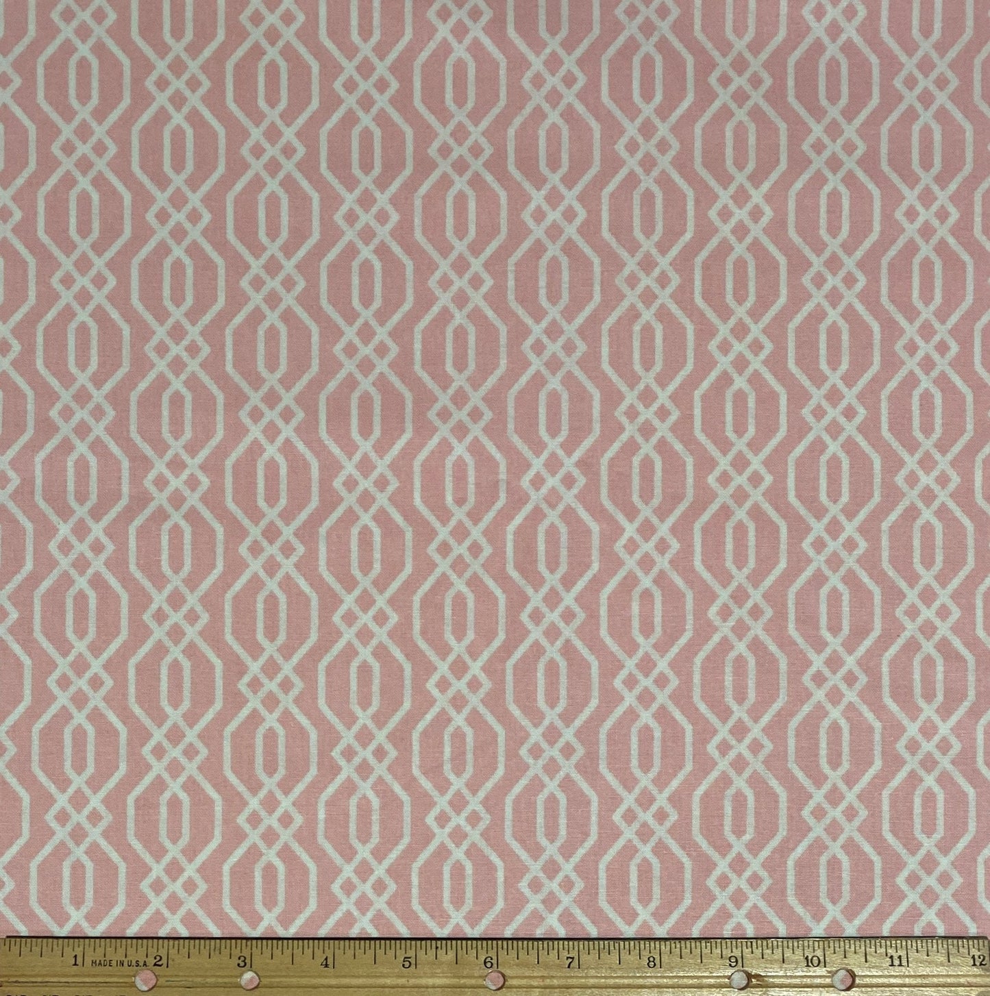 Emma & Mila - ML Fence  678361052367 - Pale Pink Fabric / White Lattice Design