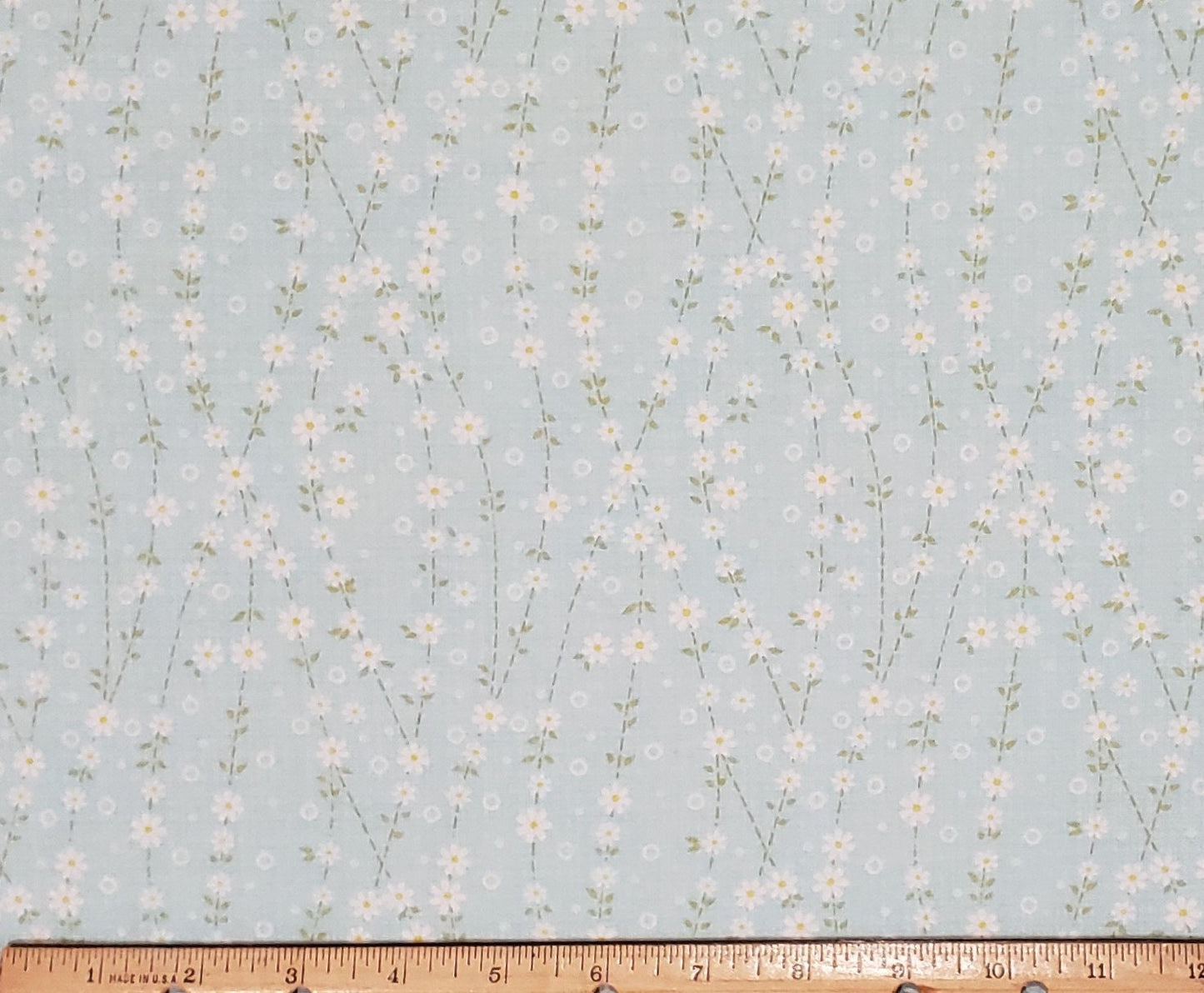 Light Blue Fabric / Daisy Chain Pattern - Selvage to Selvage Print