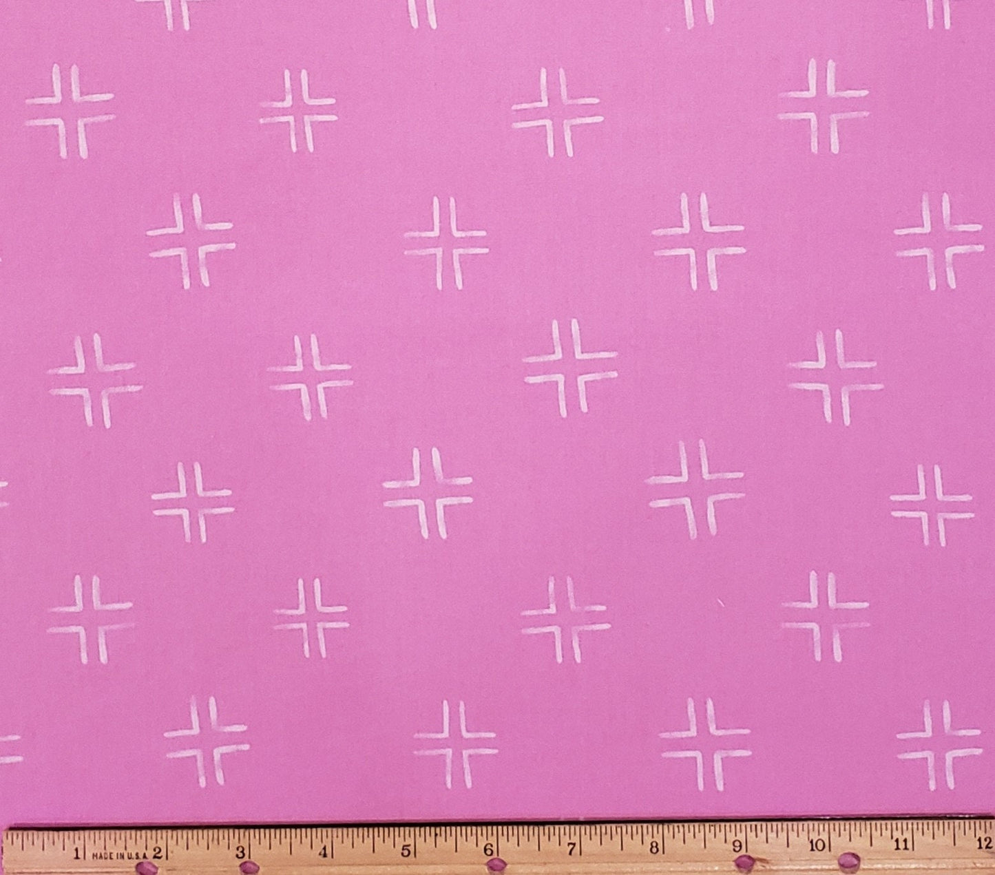 2016 #1544 Cloud9 Collective Brush Strokes by Holly Degroot Trellis - Pink Fabric / White Cross Pattern