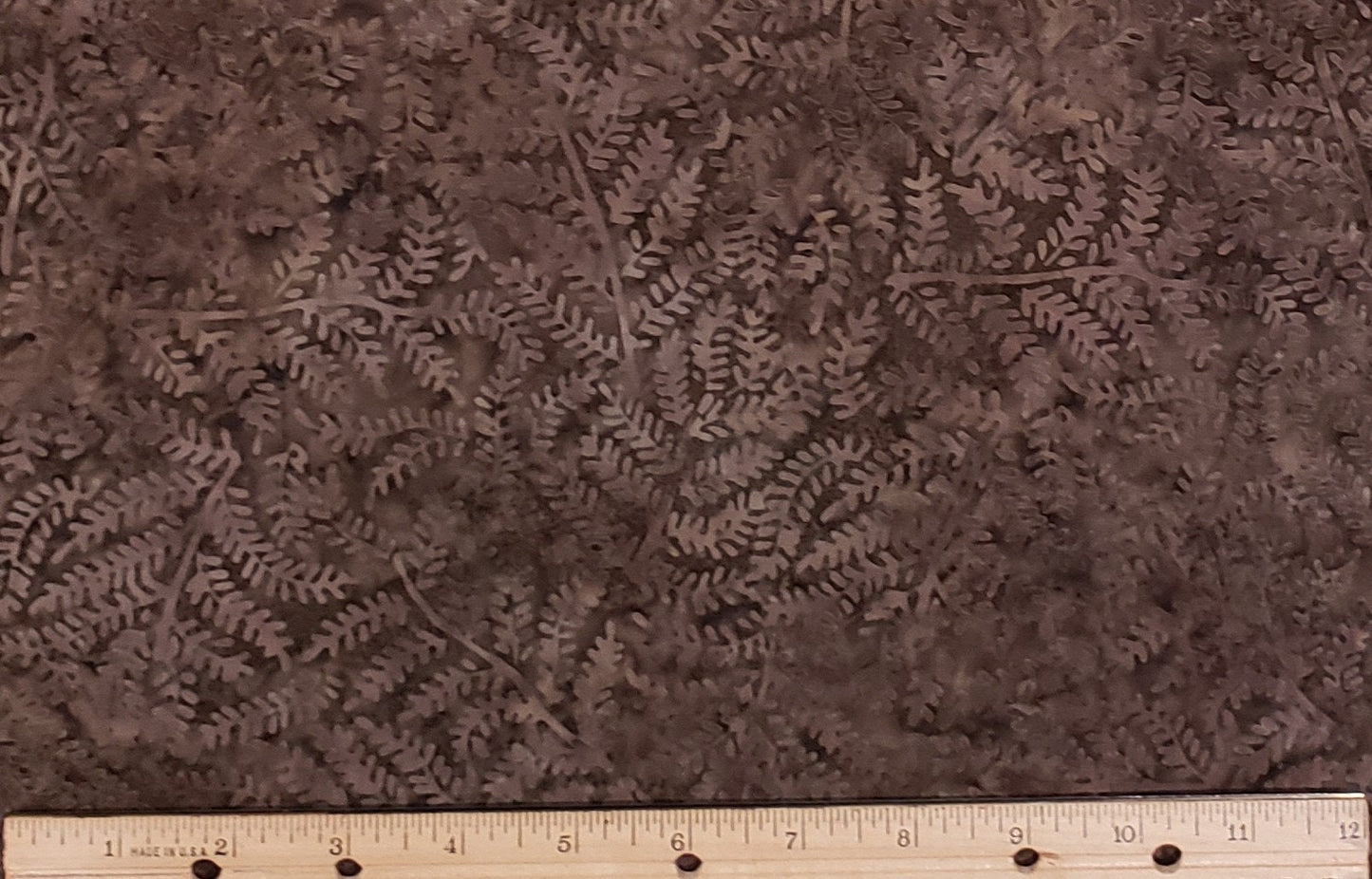 BATIK - Brown Fabric / Leaf Pattern