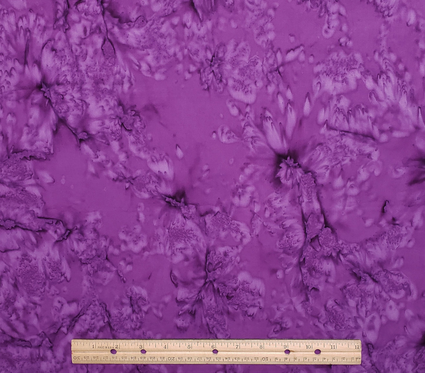 BATIK - Red/Violet Patterned Fabric