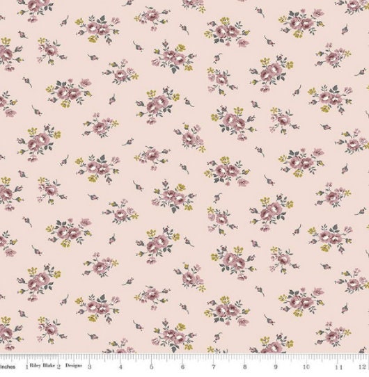 Riley Blake Designs Pattern C10703 Exquisite by Gerri Robinson of Planted Seed Designs 2021 - Exquisite Blooms Blush Sparkle Fabric