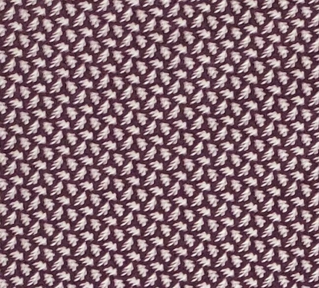 Peter Pan Fabrics - Dark Purple Fabric / Cream Leaf Pattern