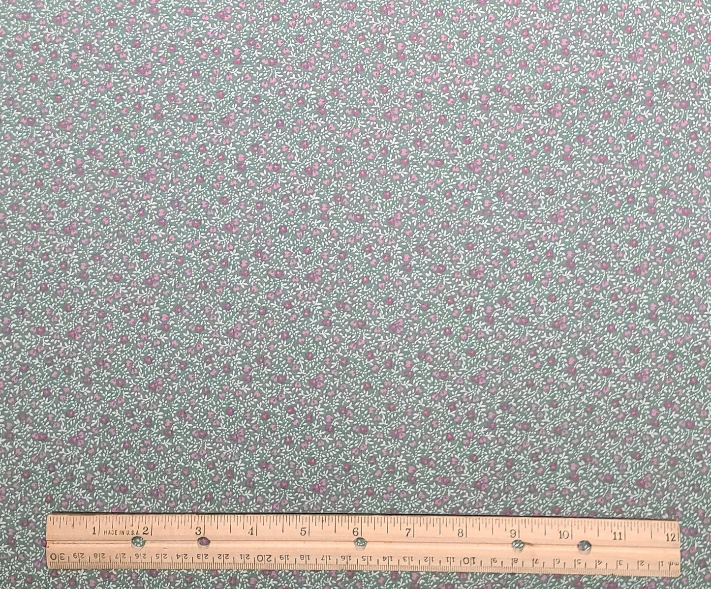 Springs Industries, Inc. - Medium Mint Green Fabric / Light and Medium Plum Heart-Shaped Ditsy Flower Print / White Leaves