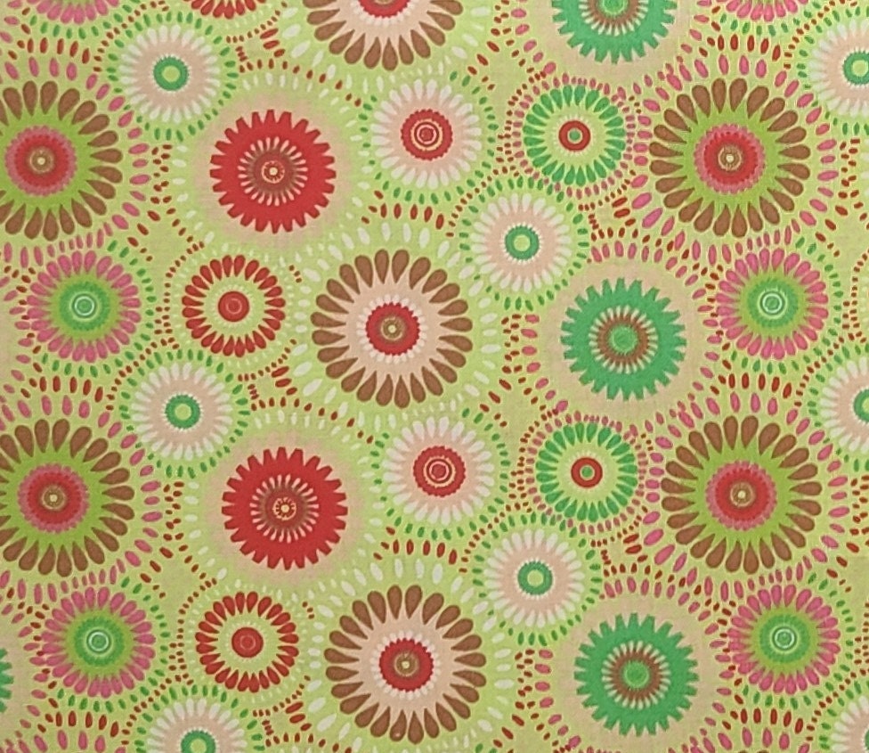 Spring Green Fabric / Red, Brown, Peach, Bright Pink Retro Flower Print - Selvage to Selvage Print