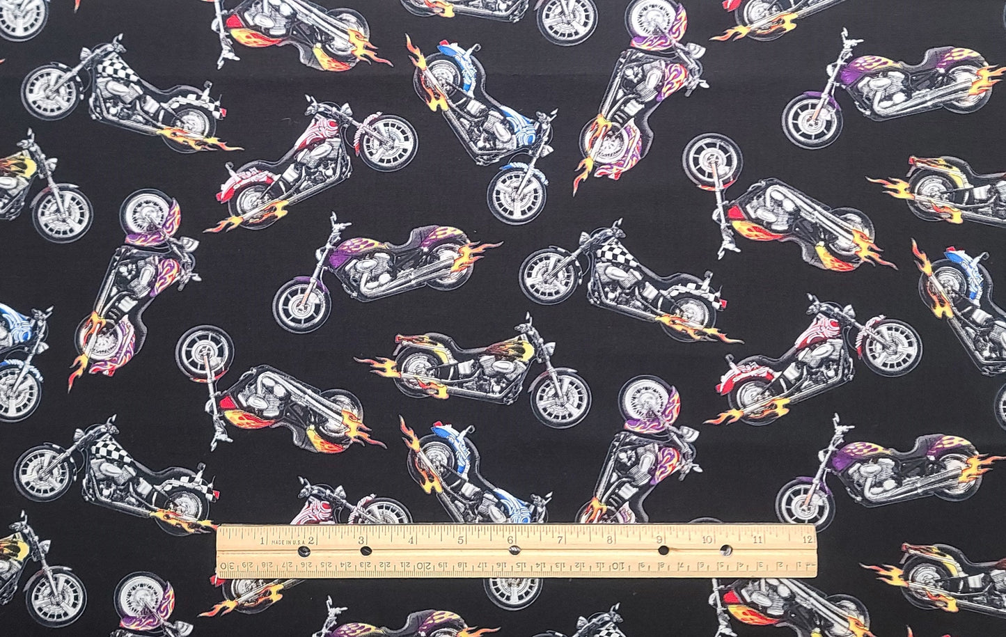 Elizabeth's Studio PATT#281 - Black Fabric / Motorcycle Print