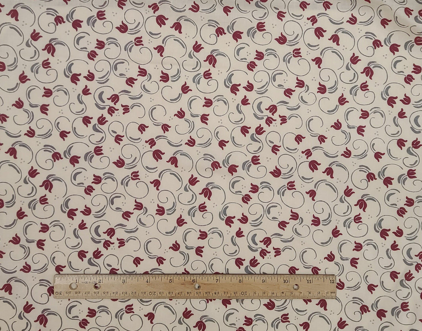 Cream Fabric / Gray and Dark Red Abstract Tulip Pattern - Selvage to Selvage Print