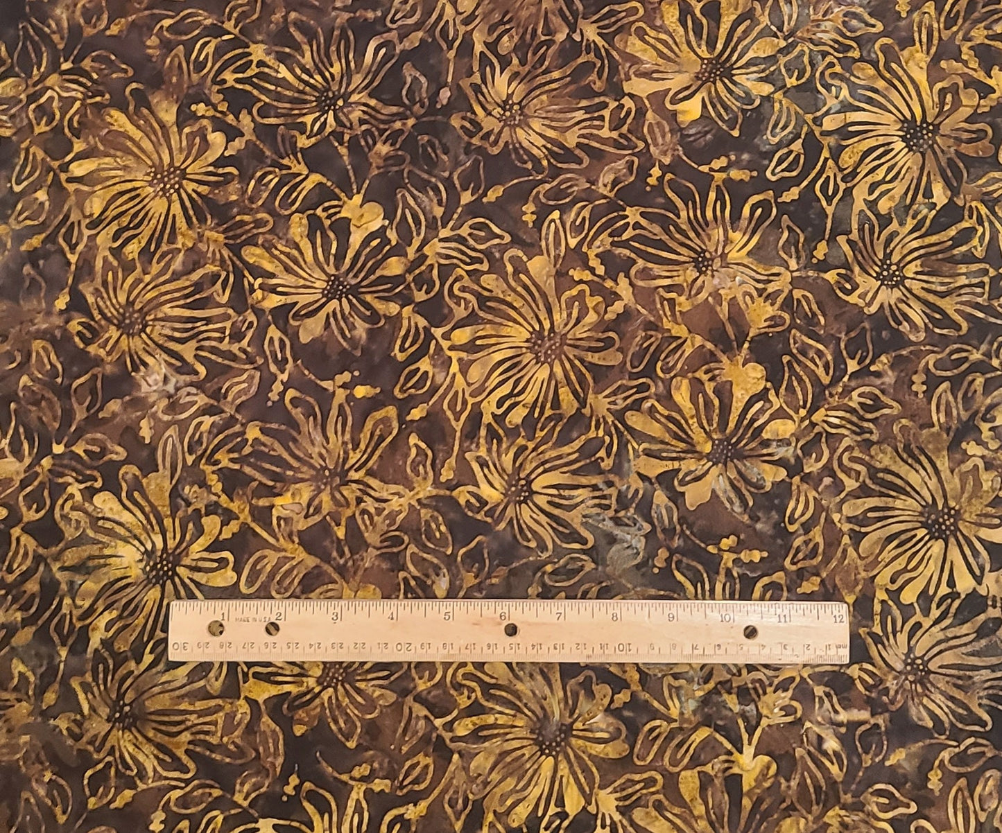 BATIK - Brown, Tan, Gray Fabric / Gold Flower Tjap