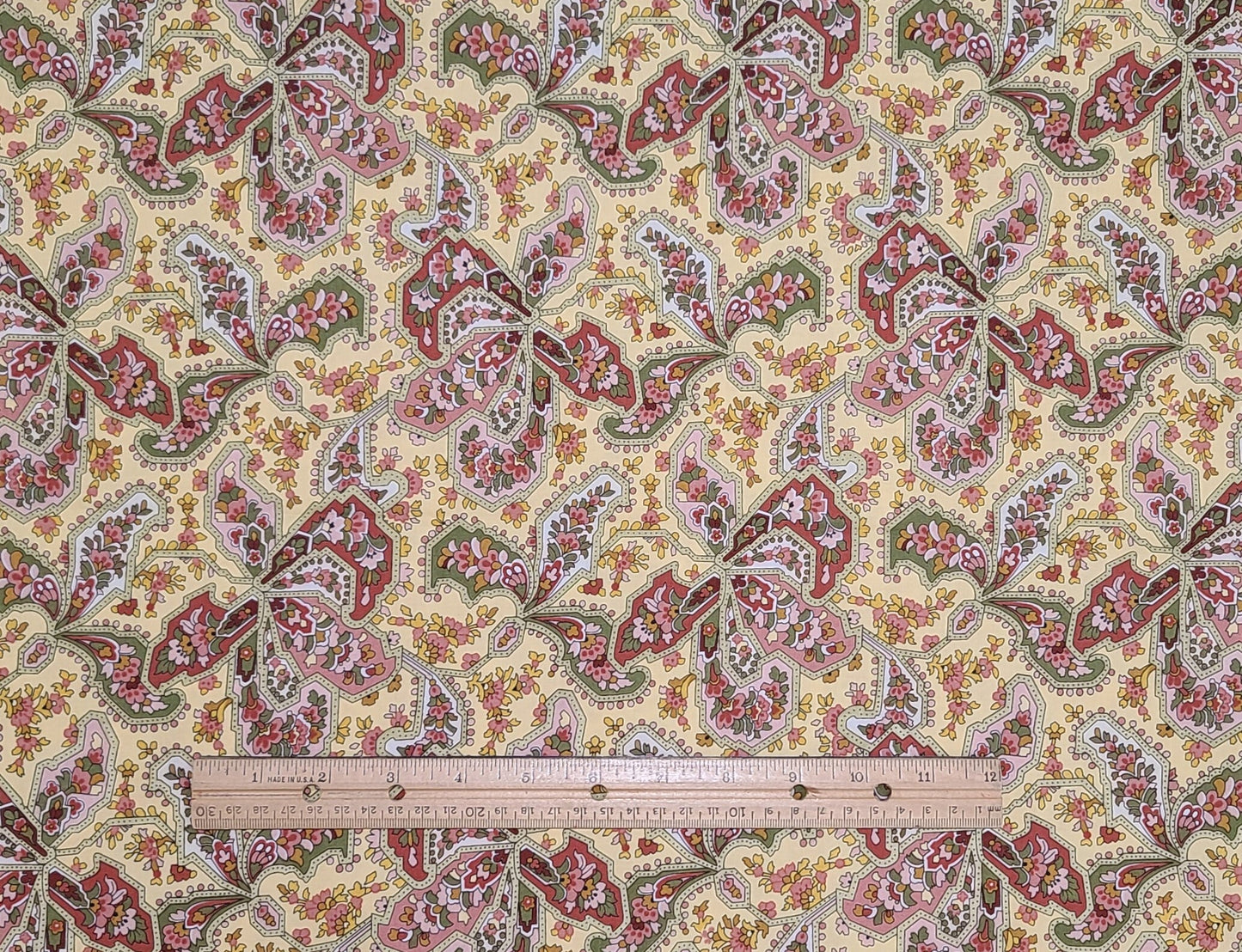 Cottage Rose A Stonehill Collection by Donna Wilder for Fabric Traditions 2010 - Pale Yellow Fabric/Mauve, Olive, Pink, White Floral Pattern